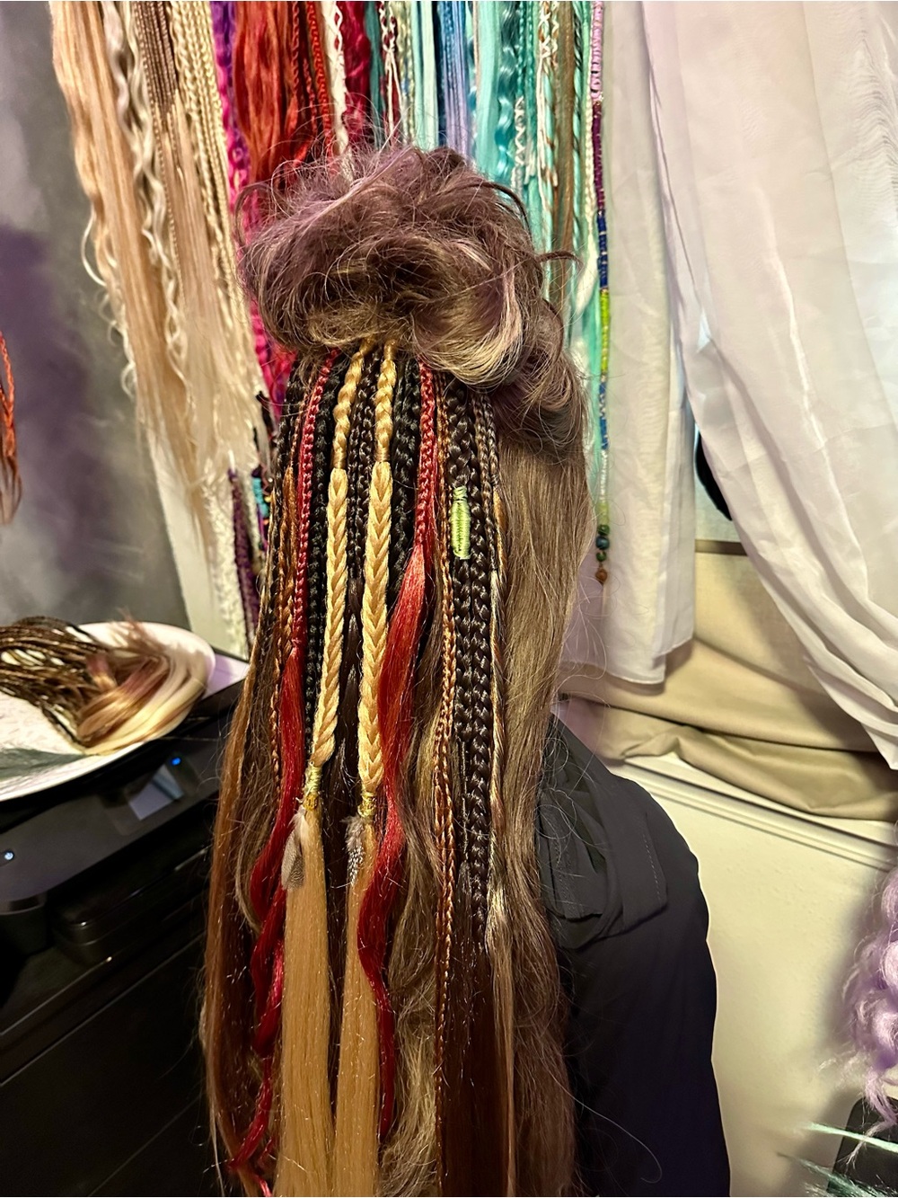 Hand-Braided Mixed Color Hair Extension Clips - Multi-Color Braids ( Stacey )🩷 - Picture 3 of 16